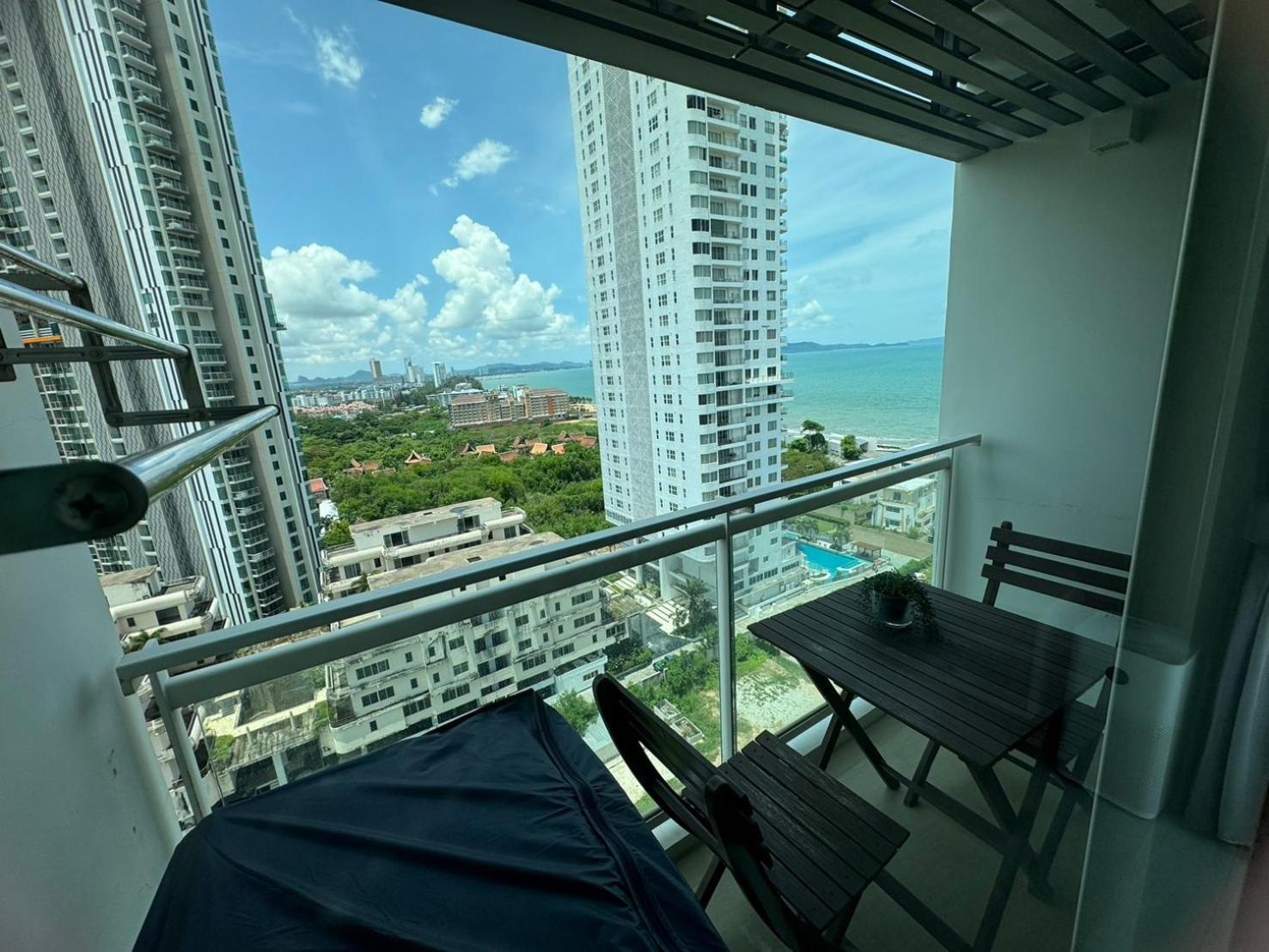 Residence By Hello Pattaya At Veranda Jomtien Beach Værelse billede