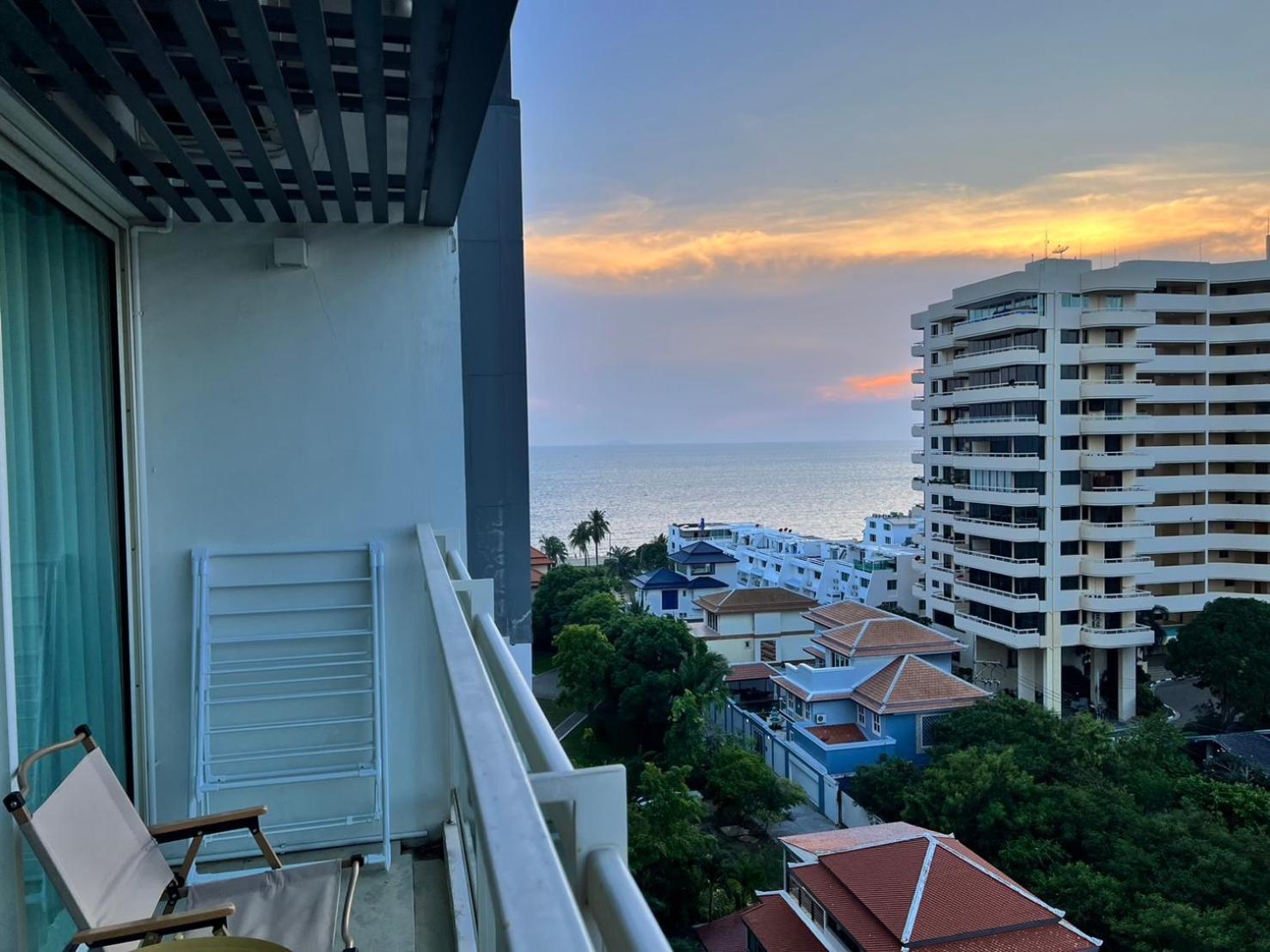 Residence By Hello Pattaya At Veranda Jomtien Beach Værelse billede